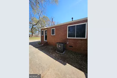 521 Meriwether Street #UNIT C, Griffin, GA 30224 - Photo 11