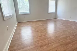 205 E Brumby Ave, Reidsville, GA 30453 - Photo 9