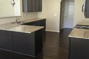 276 Stillwood Dr, Newnan, GA 30265 - Photo 3