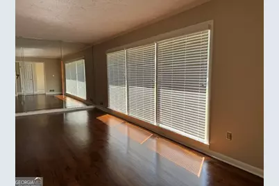 340 SW Lisa Court, Atlanta, GA 30311 - Photo 11