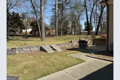 340 SW Lisa Court, Atlanta, GA 30311 - Photo 5