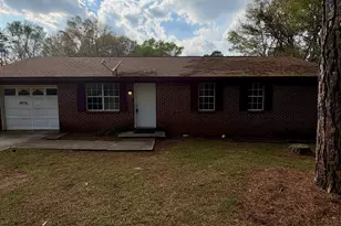 86 Christopher Cir, Fort Valley, GA 31030 - Photo 1