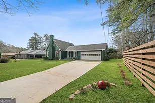 208 Larcom Ln, Griffin, GA 30224 - Photo 3