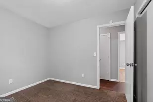6925 Kimberland Gardens Ln, Lithonia, GA 30058 - Photo 15