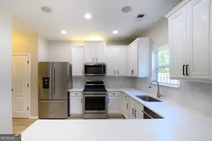 10 Bayview Dr, Newnan, GA 30265 - Photo 15