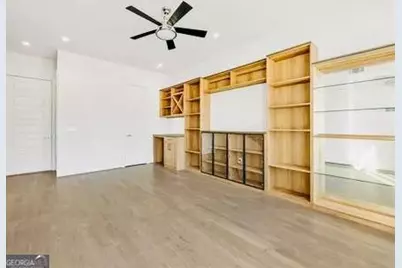 223 16th Street NW #8, Atlanta, GA 30363 - Photo 3