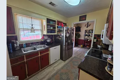 210 Pinehaven Drive, Lagrange, GA 30240 - Photo 7