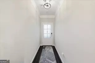 1028 Broadview Dr, Marietta, GA 30062 - Photo 3