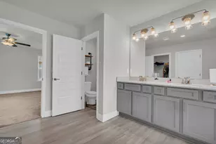 304 Magnolia Villas Dr, Cornelia, GA 30531 - Photo 29