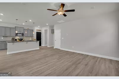 304 Magnolia Villas Drive, Cornelia, GA 30531 - Photo 9