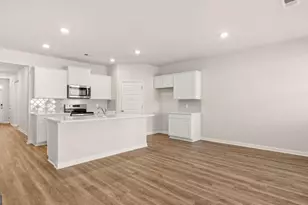 310 Friendship Oak Wy, Hampton, GA 30228 - Photo 7