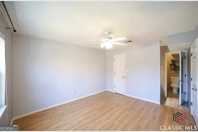 2165 S Milledge Avenue #A13, Athens, GA 30605 - Photo 9