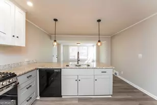 3622 Woods Dr, Decatur, GA 30032 - Photo 9