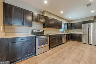 4806 Rockbridge Rd, Stone Mountain, GA 30083 - Photo 11