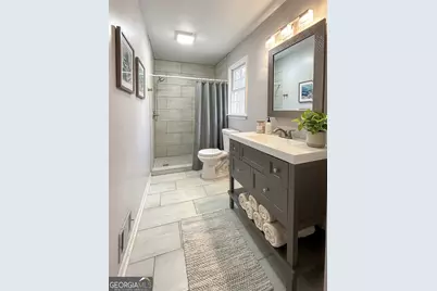 2448 Hillboro Circle SW, Marietta, GA 30064 - Photo 9