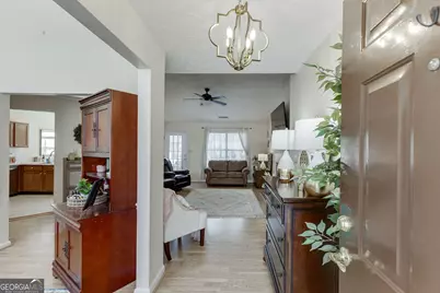2340 Heatherton Circle, Dacula, GA 30019 - Photo 3
