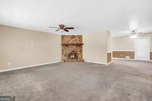 2862 Woodhollow Ln, Jonesboro, GA 30236 - Photo 5