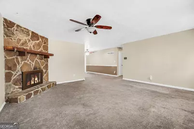 2862 Woodhollow Lane, Jonesboro, GA 30236 - Photo 9