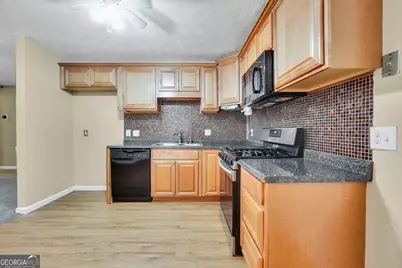 2862 Woodhollow Lane, Jonesboro, GA 30236 - Photo 13