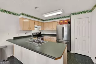 136 Timber Ridge Dr, Brunswick, GA 31525 - Photo 11