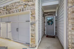 2414 Fitts Dr, Conyers, GA 30094 - Photo 5