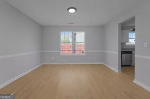 2124 Hairston Creek Pkwy, Decatur, GA 30035 - Photo 9