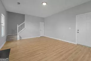 2124 Hairston Creek Pkwy, Decatur, GA 30035 - Photo 5