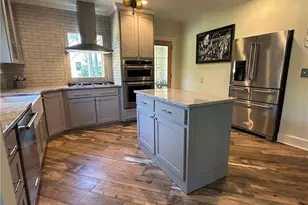 584 Cherokee St NE, Marietta, GA 30060 - Photo 3