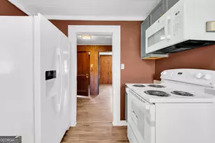 288 S Broad St, Toccoa, GA 30577 - Photo 21