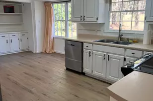 501 Valleyview Dr, Winder, GA 30680 - Photo 7