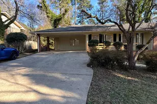 501 Valleyview Dr, Winder, GA 30680 - Photo 3