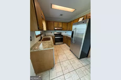 1555 Hardin Avenue, College Park, GA 30337 - Photo 5