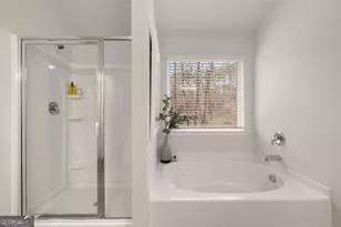 4004 Riverchess Ln, Atlanta, GA 30331 - Photo 9