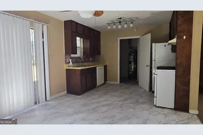 3439 Bleckley Drive, Lithonia, GA 30038 - Photo 3