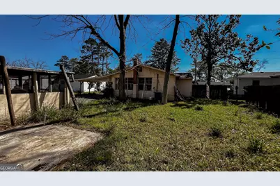1021 Pearl Avenue S, Douglas, GA 31533 - Photo 11