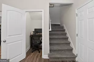 634 Grove St, Barnesville, GA 30204 - Photo 17