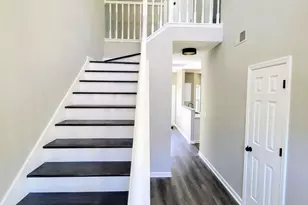 2081 Hunters Ridge Dr, Lawrenceville, GA 30044 - Photo 3