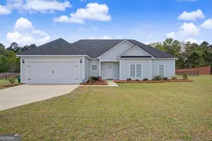 128 Scarlet Wy, Leesburg, GA 31763 - Photo 1