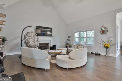 405 Lakeview Way, Lagrange, GA 30241 - Photo 9