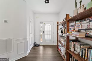 320 Blackwood Ln, Suwanee, GA 30024 - Photo 5