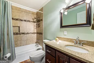 74 Briarwood Dr, Toccoa, GA 30577 - Photo 15