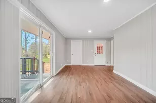 110 Meadow Ln Dr, Griffin, GA 30224 - Photo 9