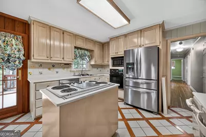 3021 Clairmont Avenue, Macon, GA 31204 - Photo 7