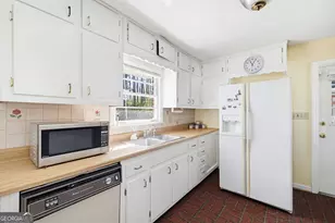 5735 Pine Brook Rd, Sandy Springs, GA 30328 - Photo 9