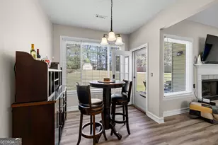 299 Woodlake Dr, Newnan, GA 30265 - Photo 15