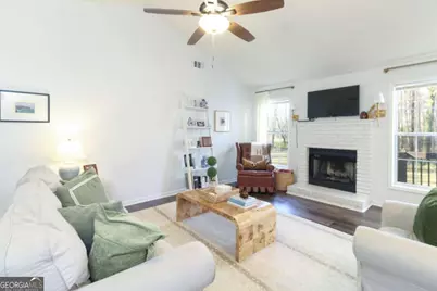 139 Ashwood Court, Winder, GA 30680 - Photo 3