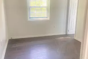 2830 Village Green Dr, Macon, GA 31206 - Photo 9