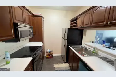 1305 River Green Drive NW, Atlanta, GA 30327 - Photo 5