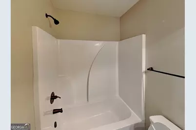 573 Cherry Creek Drive, Loganville, GA 30052 - Photo 15