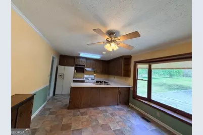 196 Old Plantation Trail NW, Milledgeville, GA 31061 - Photo 5